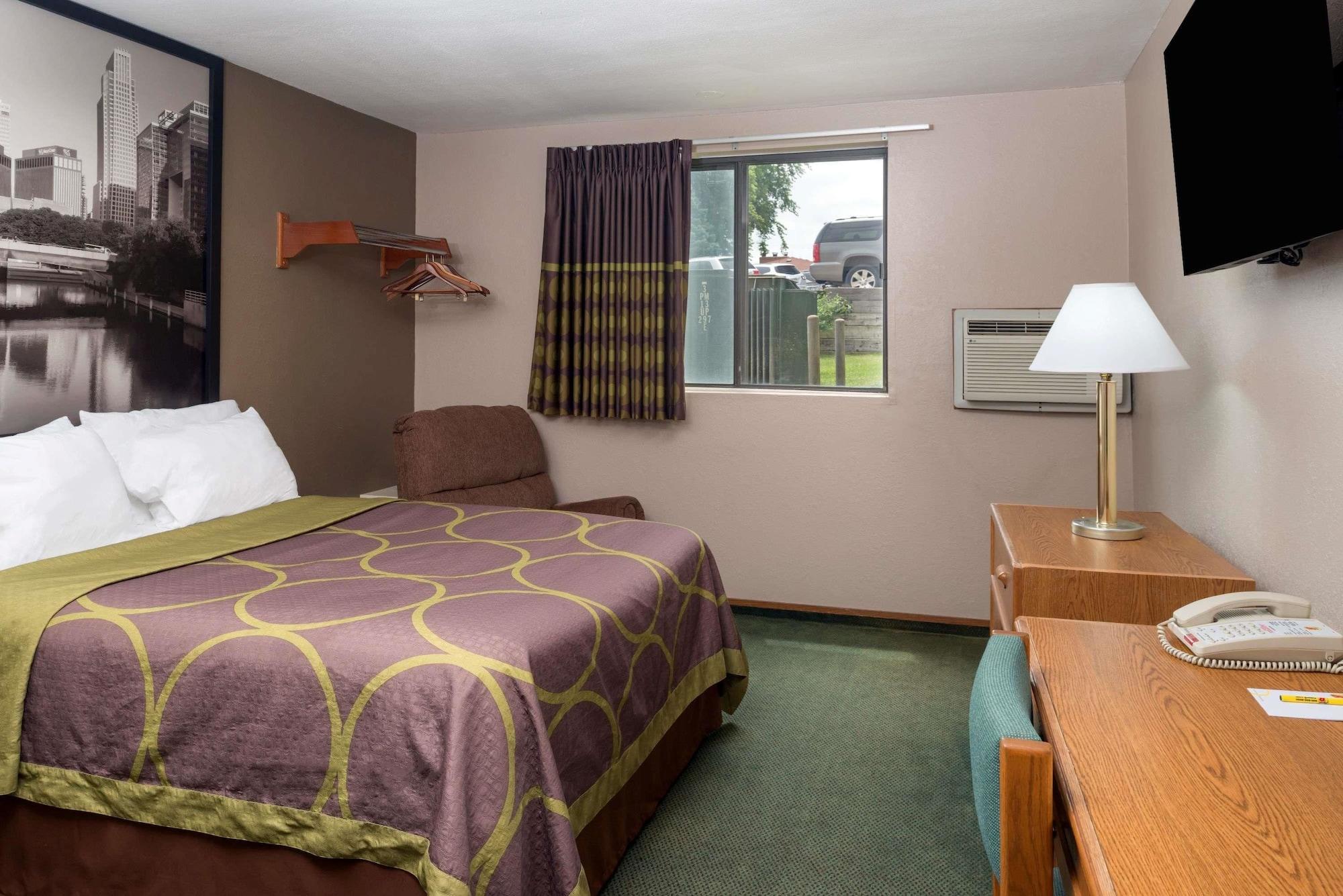 Hotel Super 8 By Wyndham Omaha Ne Esterno foto